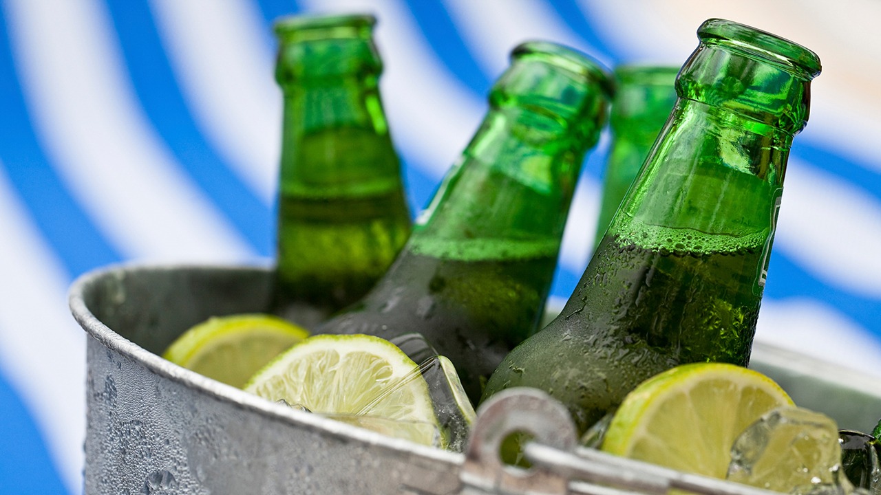 Corona with Lime and How to Build a Brand Experience ROI·DNA